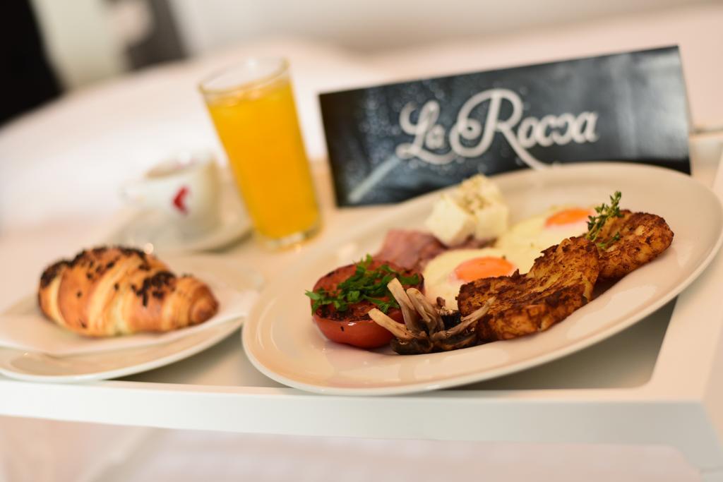 La Rocca Boutique Hotel Craiova Exteriör bild