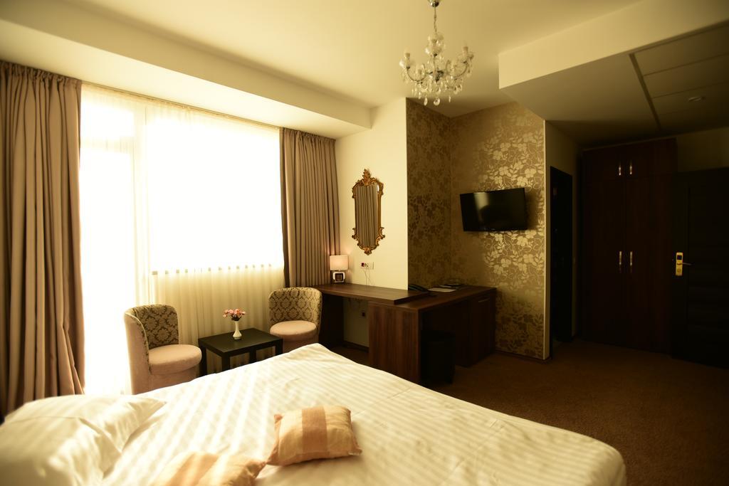 La Rocca Boutique Hotel Craiova Rum bild