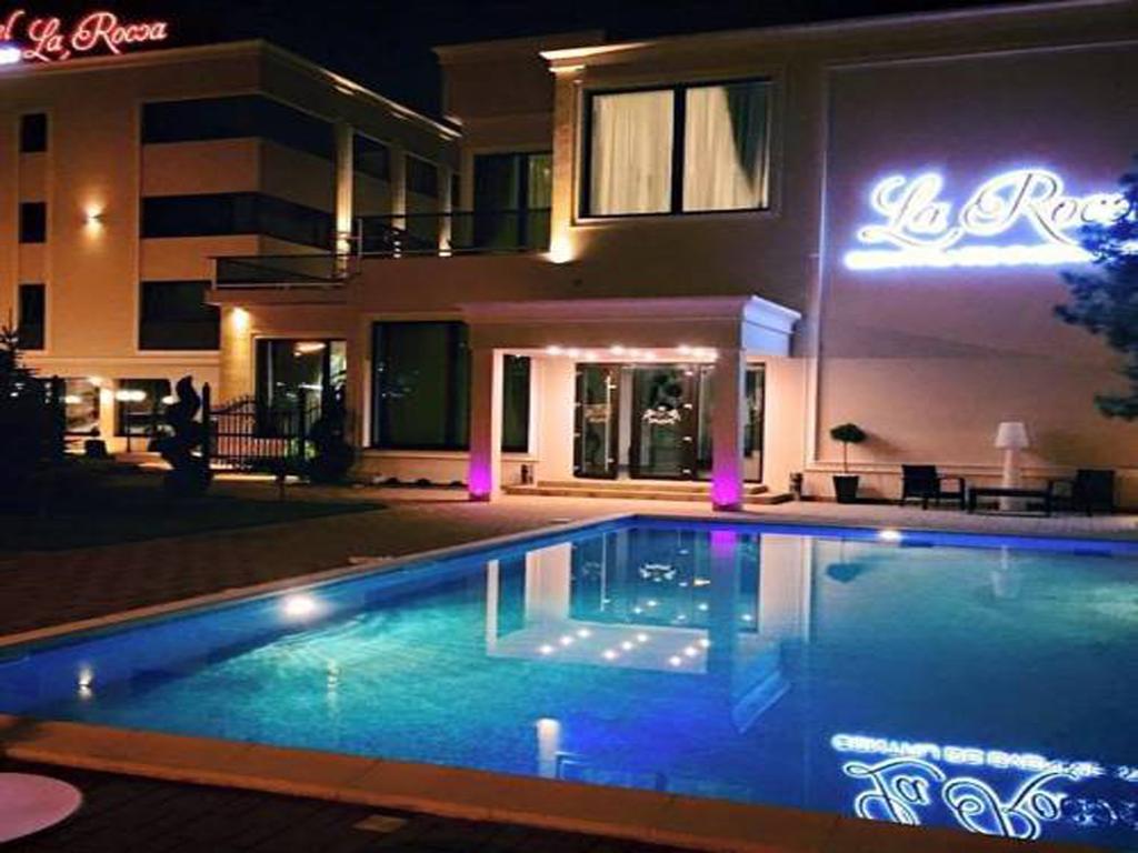 La Rocca Boutique Hotel Craiova Exteriör bild