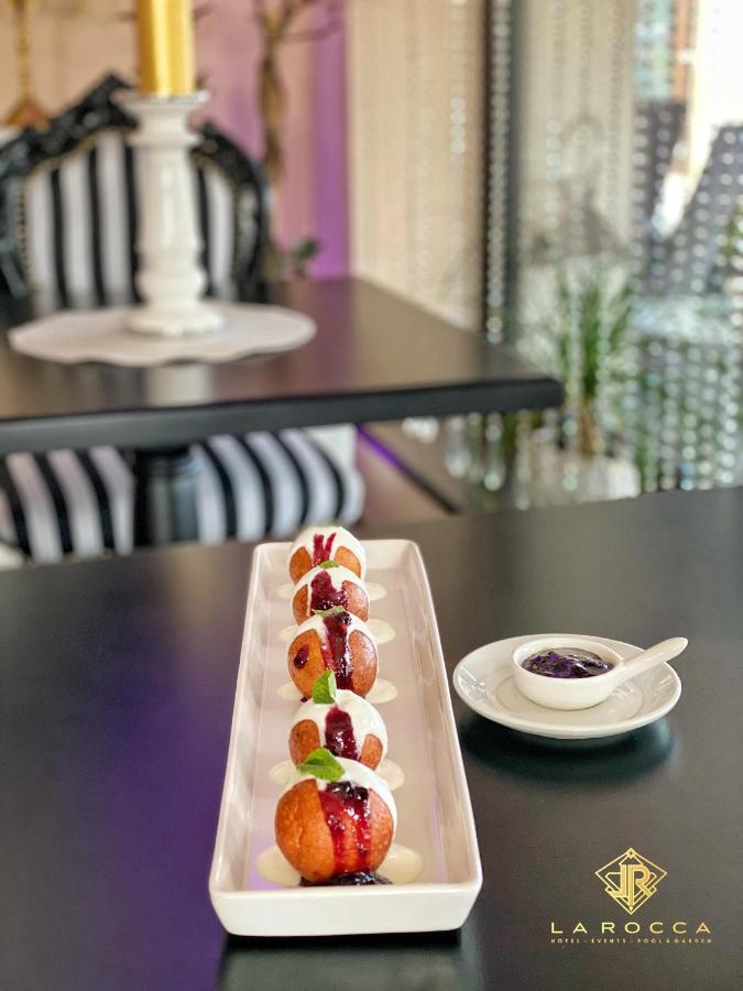 La Rocca Boutique Hotel Craiova Exteriör bild